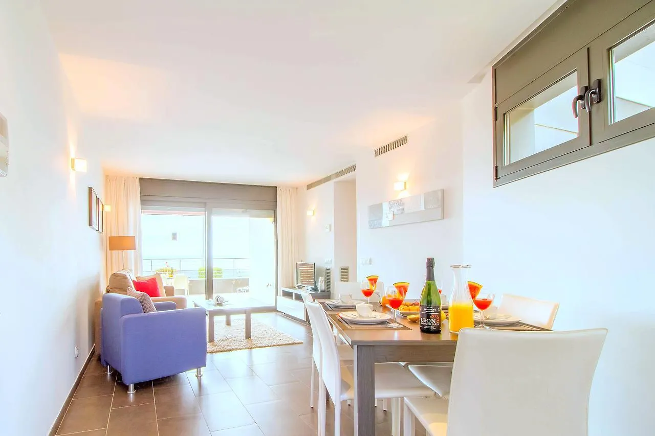 Leon Inmo Apartment Estefania - 10320 Roses Spain