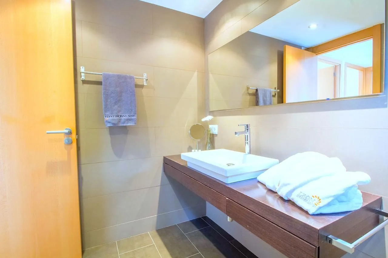 Leon Inmo Apartment Estefania - 10320 Ρόζες Ισπανία
